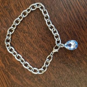 ♦️Bracelet in faux silver with light blue faceted stone. FINAL PRICE